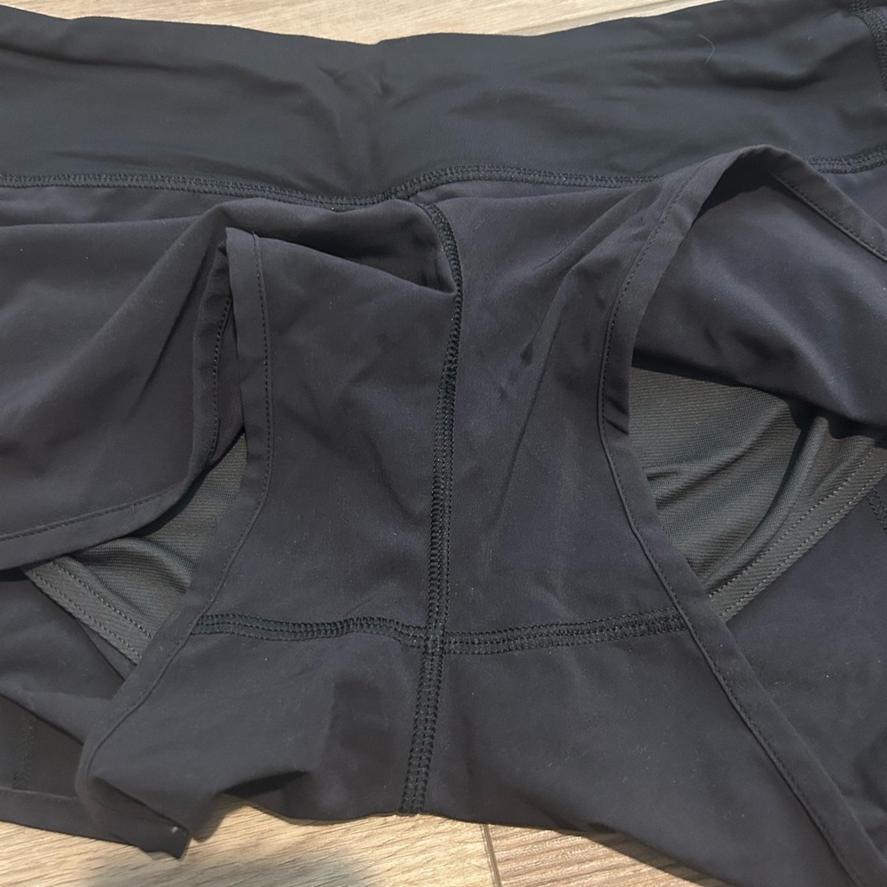 Lululemon Speed Short 4-way Stretch, Size 8 - Picture 10 of 10